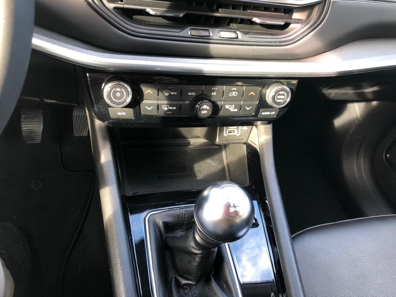 Jeep Compass 1.6 Multijet II 2WD Limited RETROCAMERA