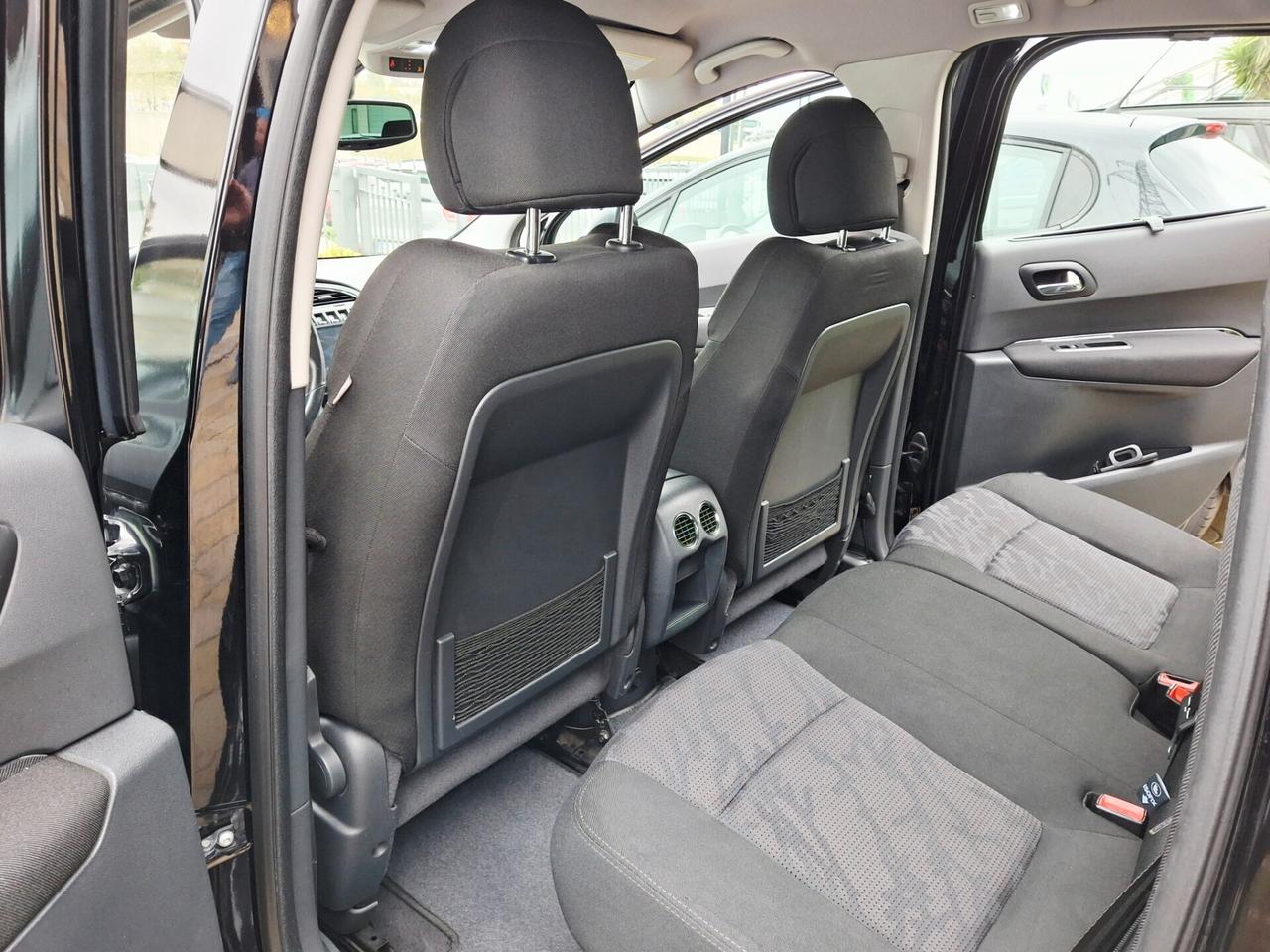 Peugeot 3008 1.6 HDi 110CV Tecno