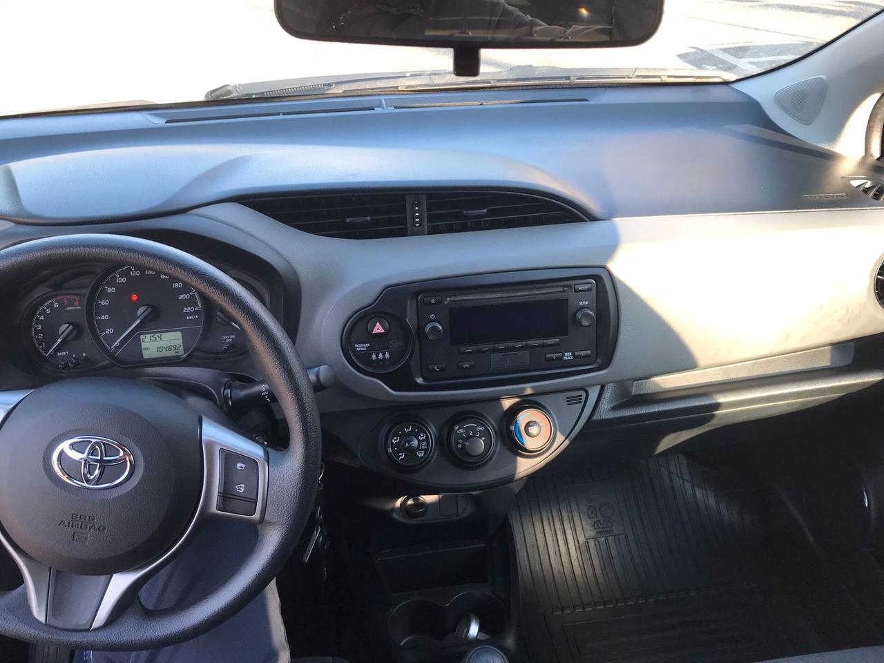 Toyota Yaris 1.0 5 porte Active
