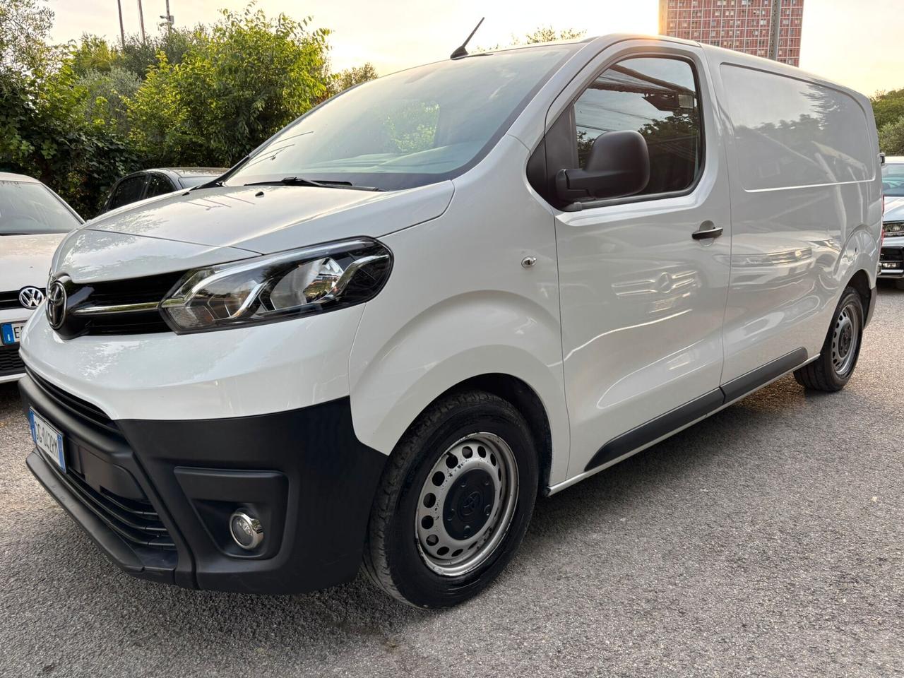 Toyota Proace 1,5 TDI portata 10 Q