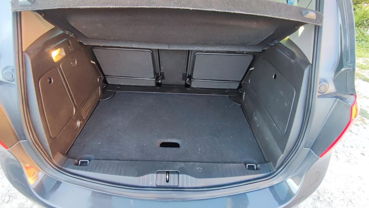 Opel Meriva 1.4 Benz 2013
