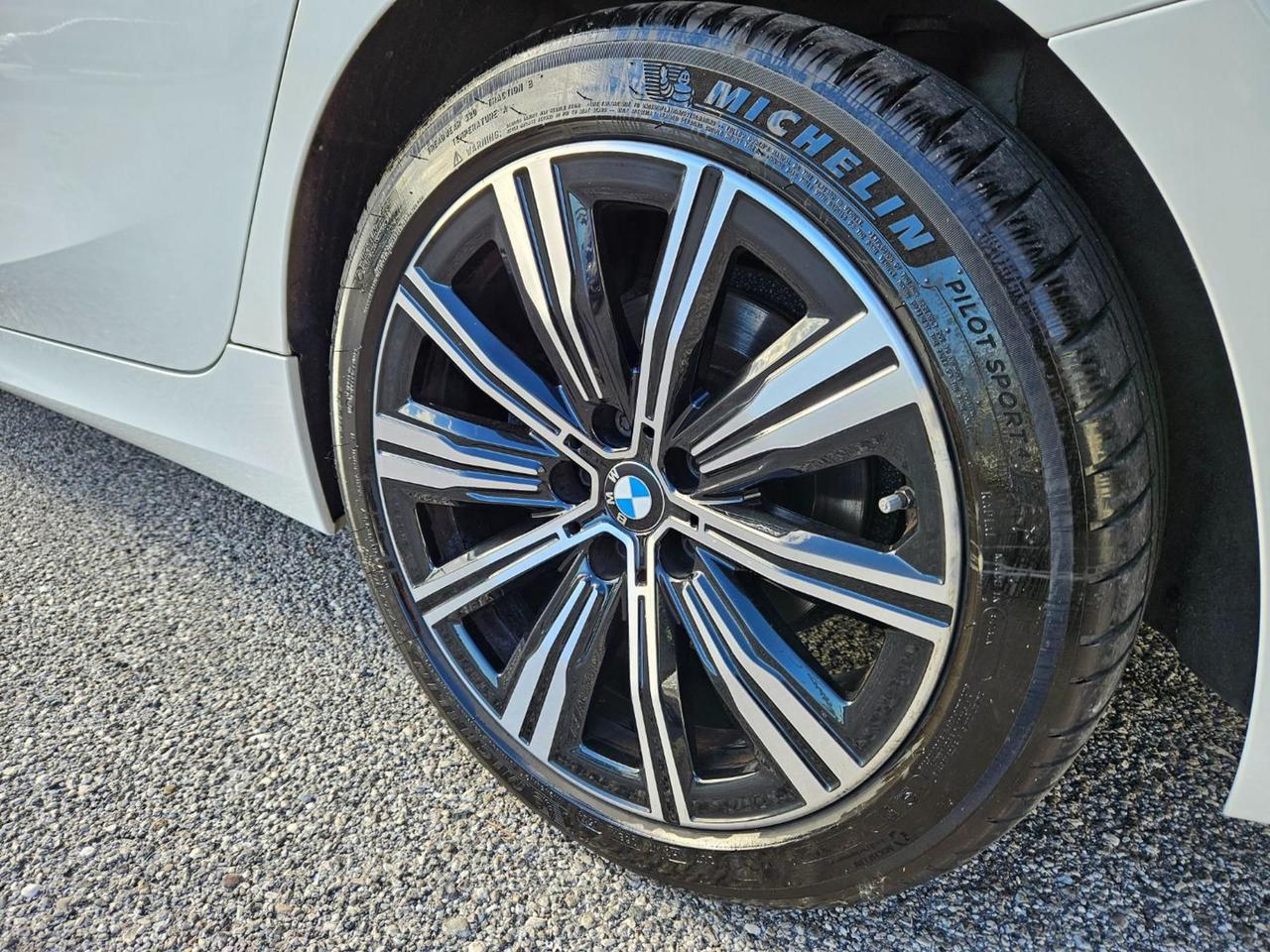 BMW 320 d 48V Touring Sport