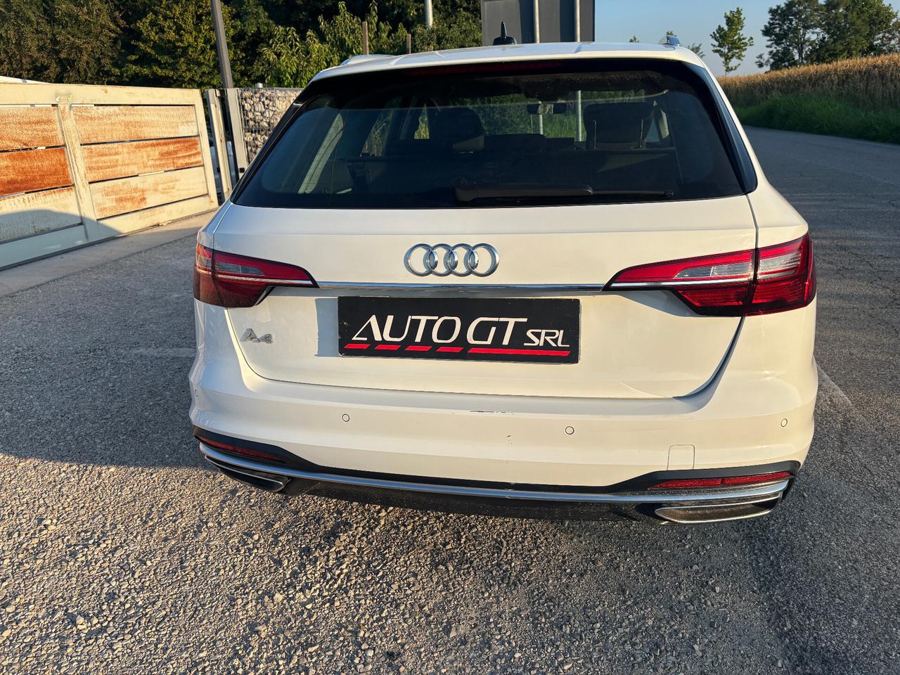 Audi A4 Avant 30 TDI/136 CV S tronic Business