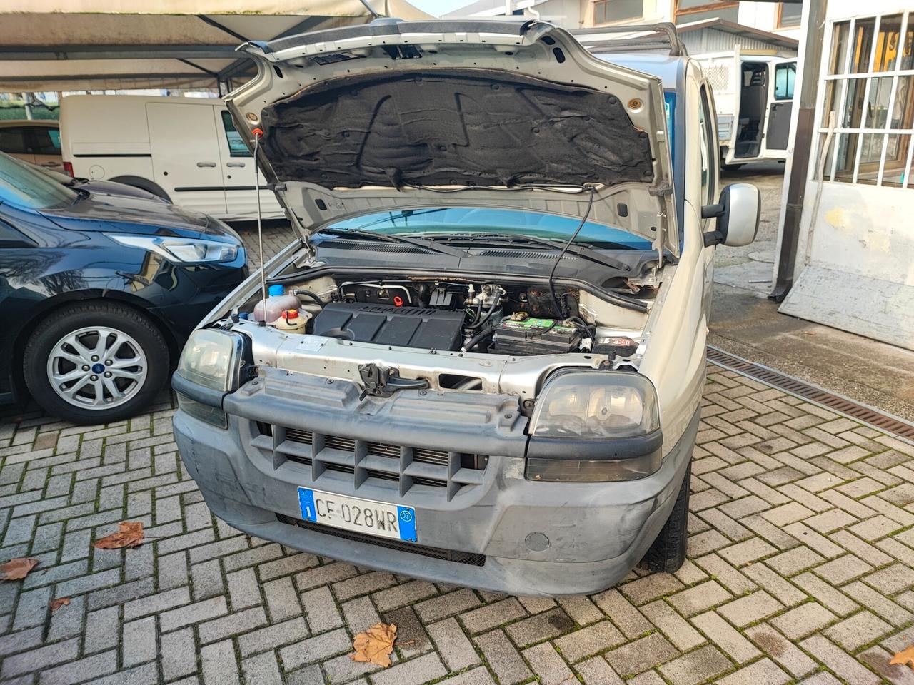 Fiat Doblo 1.9 JTD 5 posti