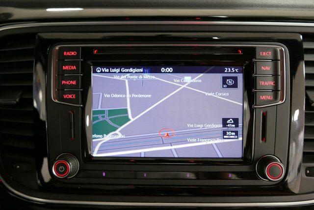 VOLKSWAGEN Maggiolino Cabrio 2.0 TDI DSG Design BlueMotion Technology