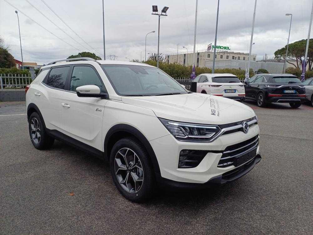 KGM KORANDO TB 1.5 DREAM 2WD AT