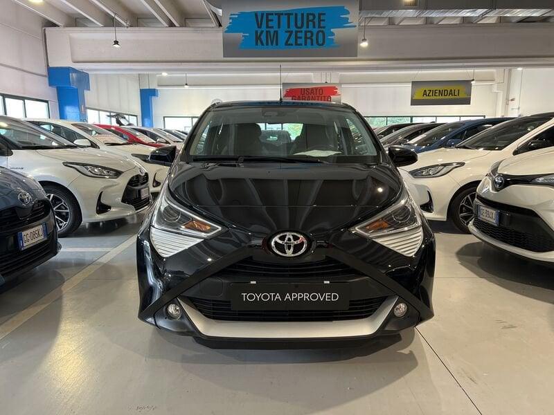 Toyota Aygo Connect 1.0 VVT-i 72 CV 5 porte x-play