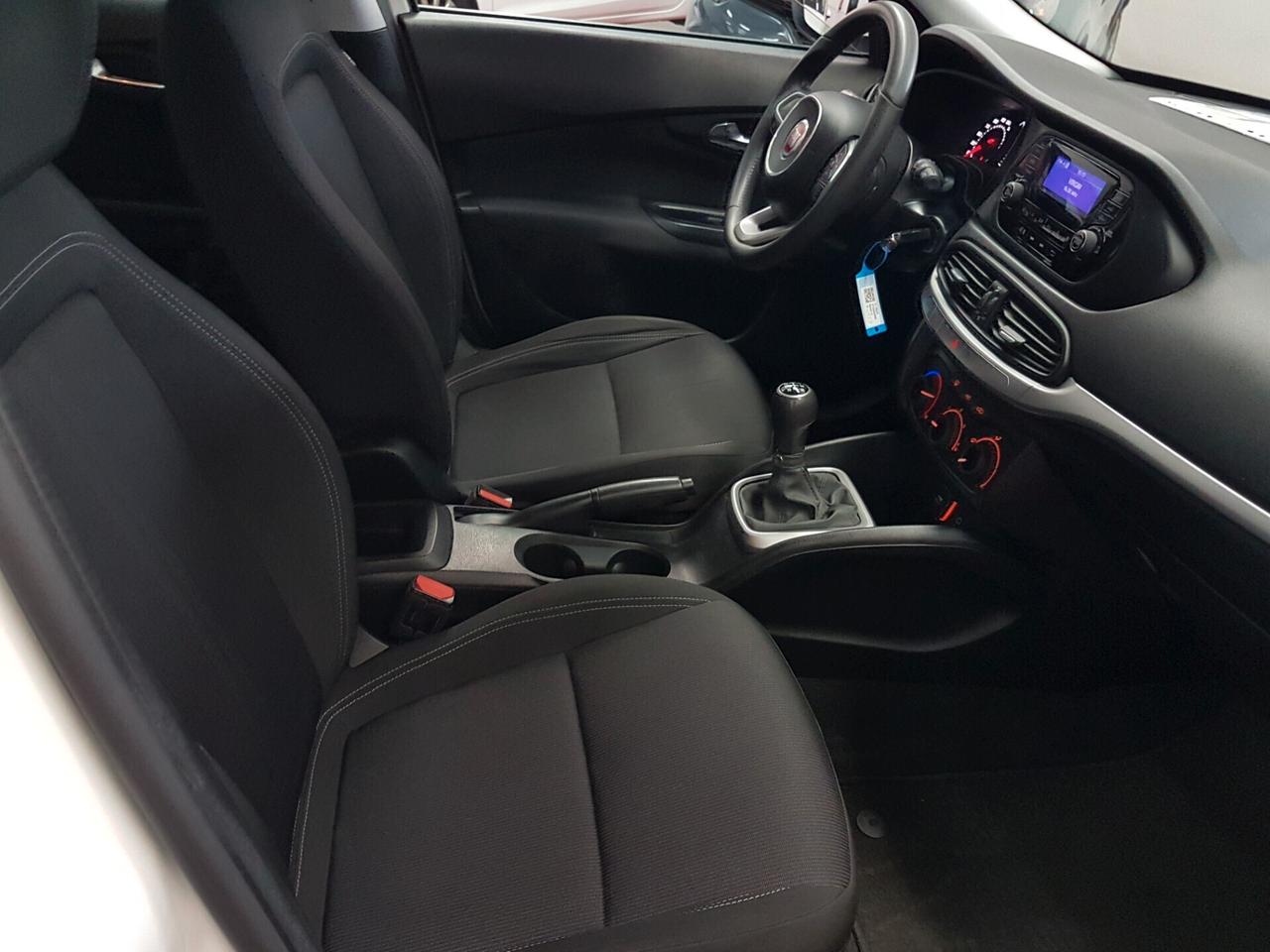 Fiat Tipo 1.6 Mjt S&S 5 porte Easy