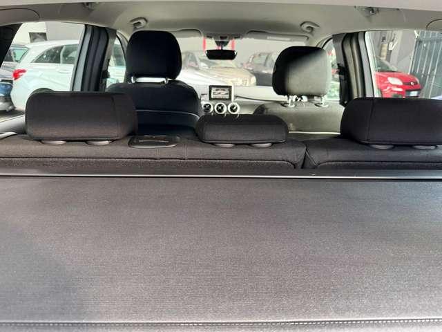 Mercedes-Benz B 180 B 180 Neopatentati Benzina Manuale