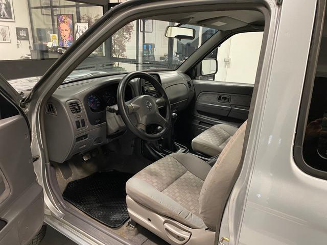 NISSAN Navara Pick-up 2.5 TD King Cab Navara UNICO PROPRIETARIO