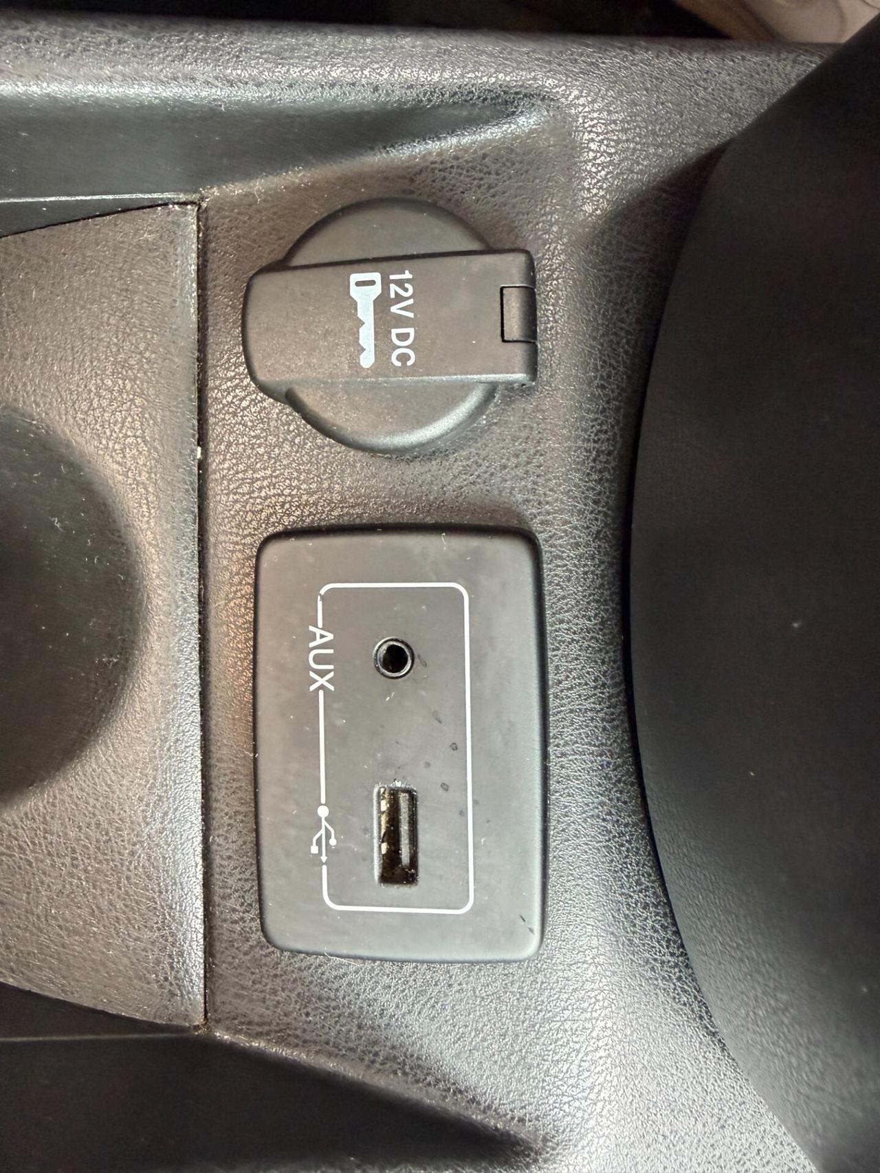 LANCIA YPSILON 1.2 136.000 KM ANNO 2016 GARANTITA