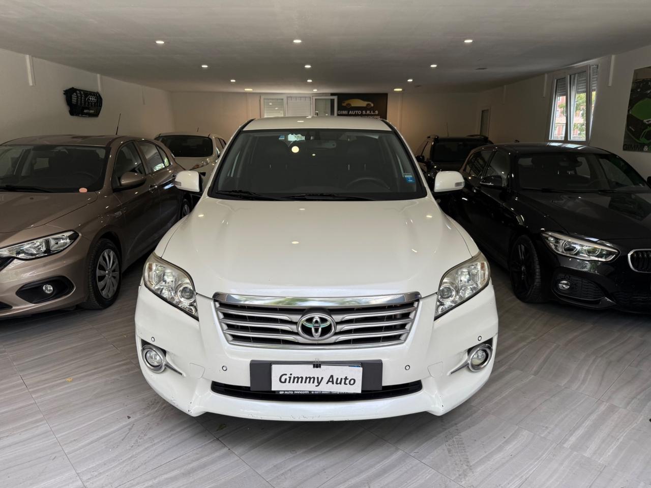 Toyota RAV 4 AUTOMATICO 2011