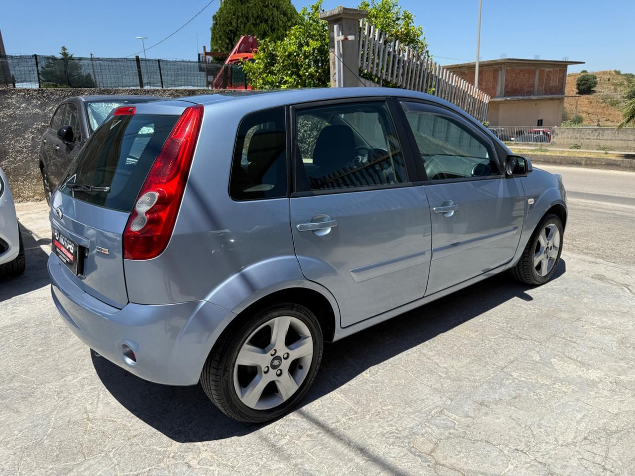 Ford Fiesta 1.4 TDCi 5p. Titanium