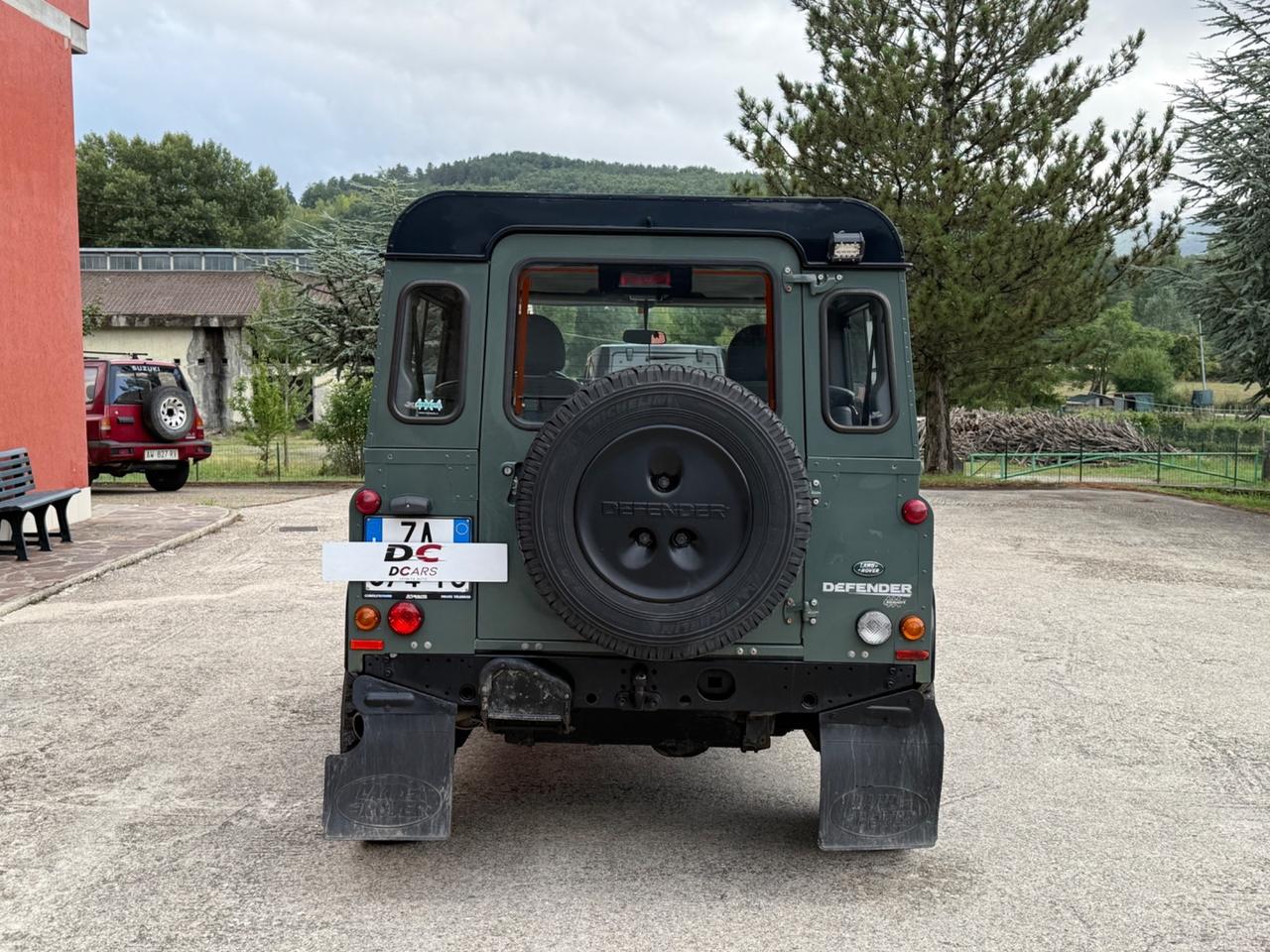 Land Rover Defender 90 2.4 TD4