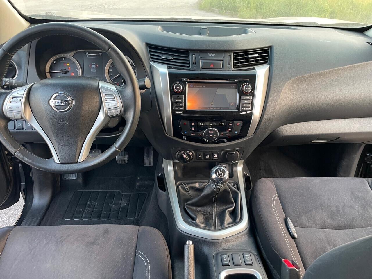 Nissan Navara 2.3 dCi 4WD Double Cab N-Connecta