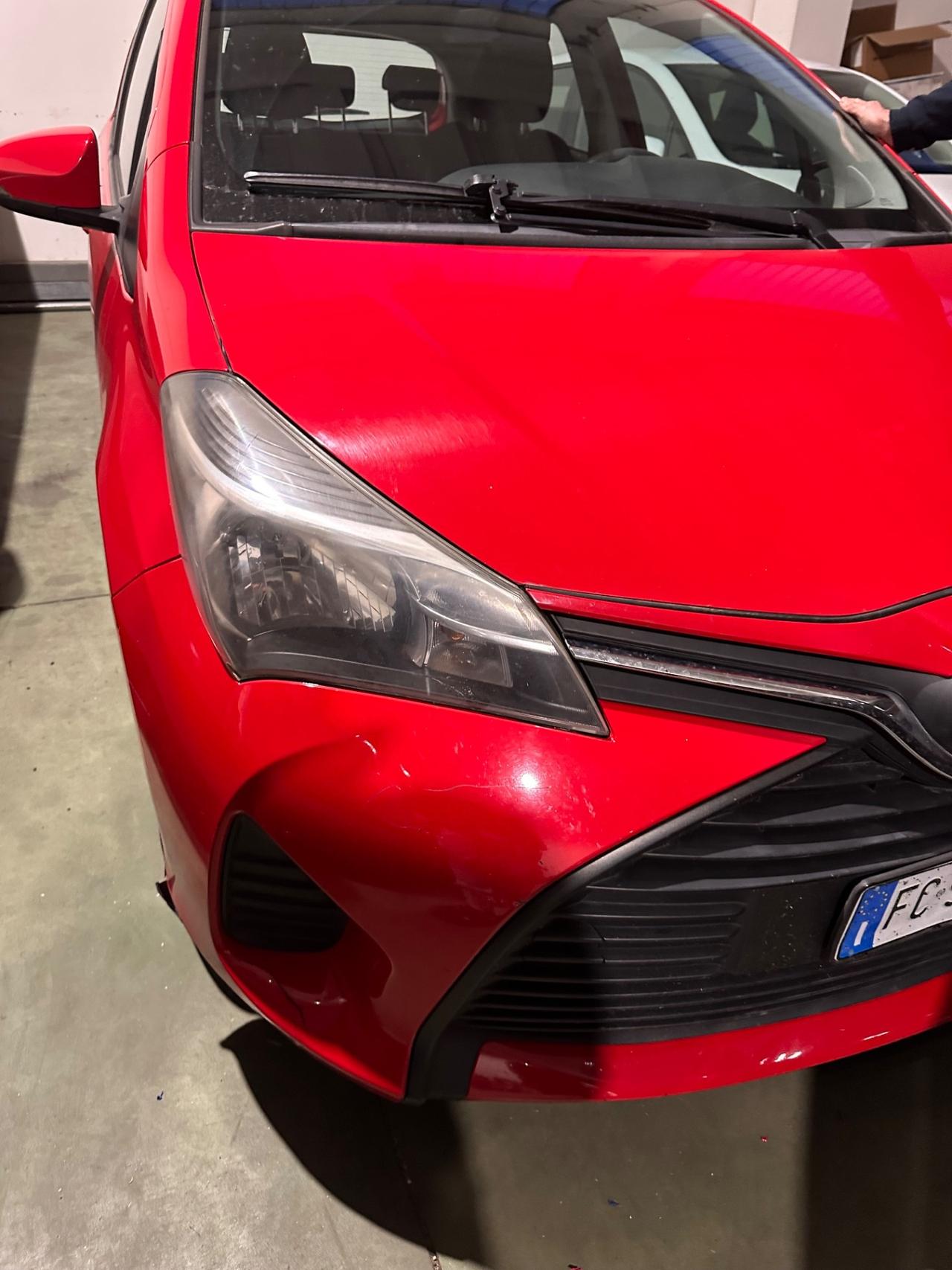 Toyota Yaris 1.0 5 porte GPL