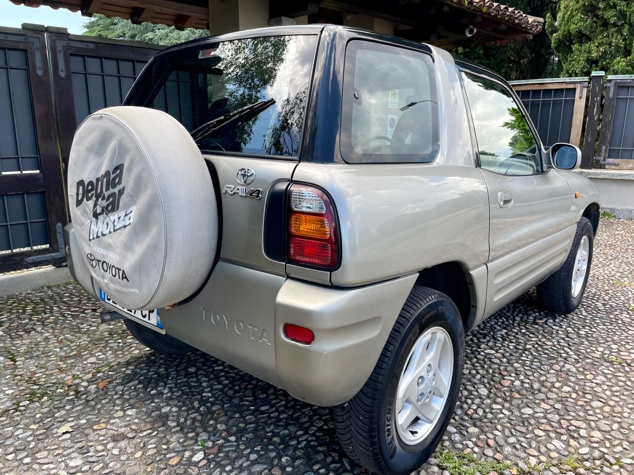 Toyota RAV 4 2.0i 16V cat 3 porte Fun *4x4*
