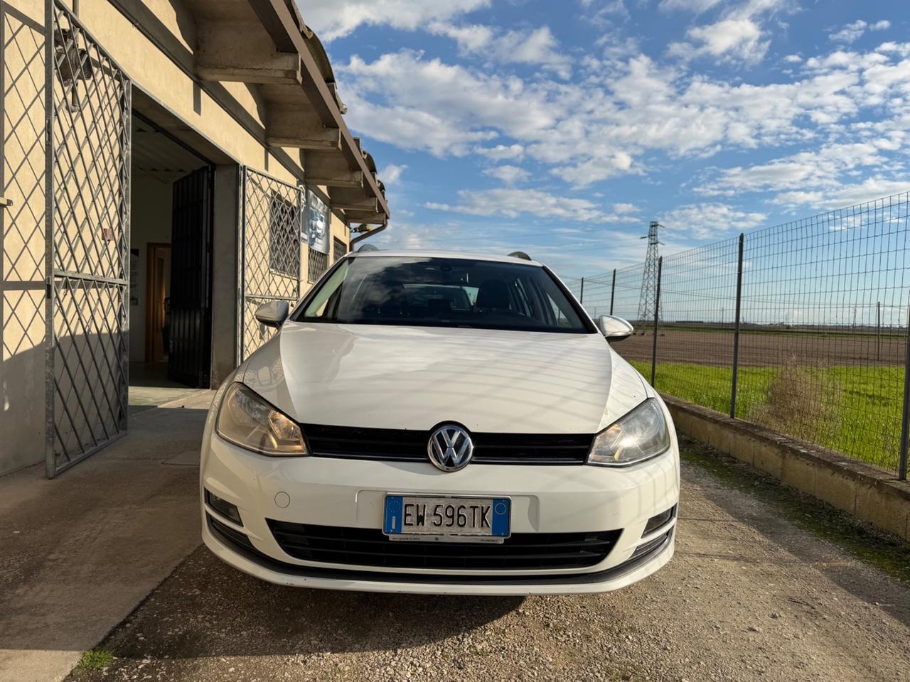 Volkswagen Golf Variant 1.6 TDI 105 CV DSG Comfortline BlueMotion Tech.