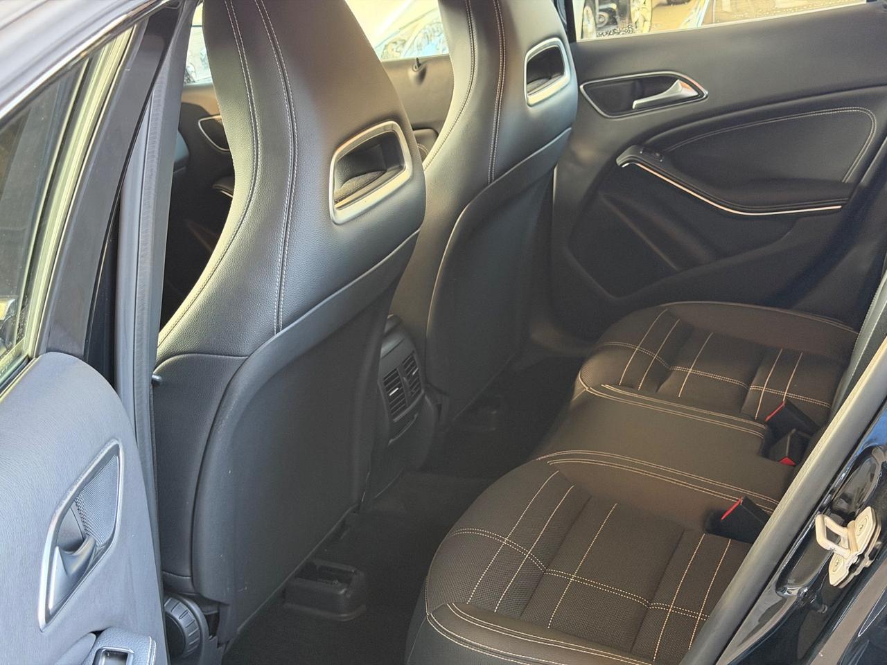 Mercedes-benz GLA 200 d Automatic Premium EURO 6 Tagliandi certificati