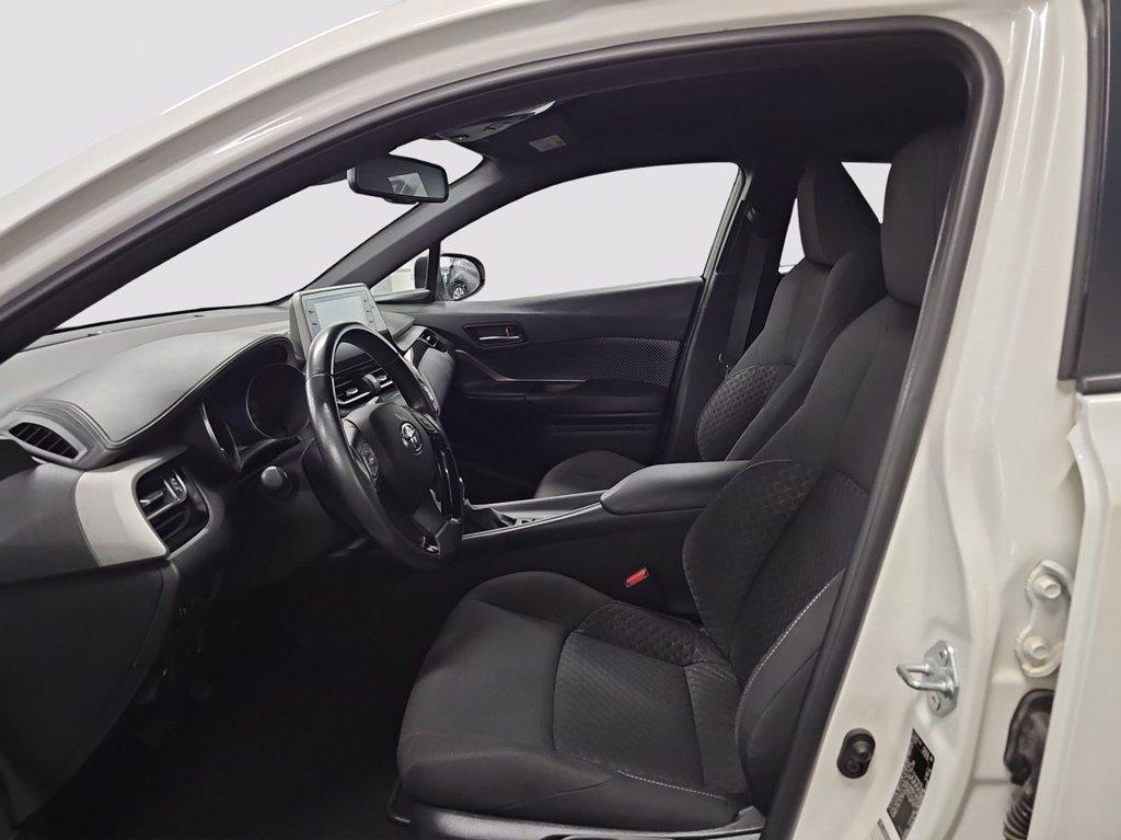 TOYOTA C-HR 1.8h Active e-cvt del 2022