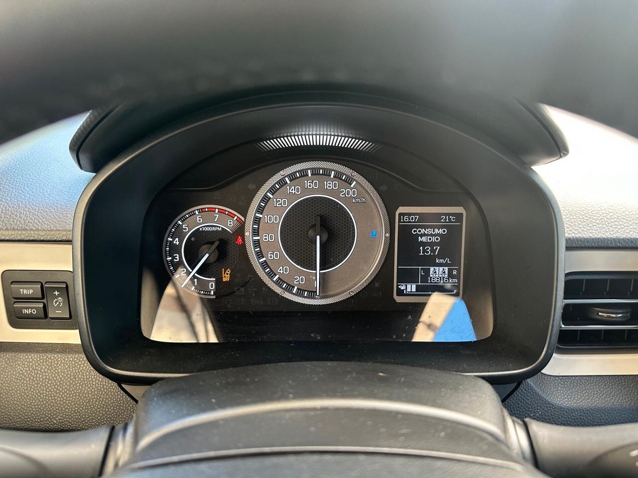 Suzuki Ignis 1.2 Hybrid Top 03/2023 km.18816 unipro.