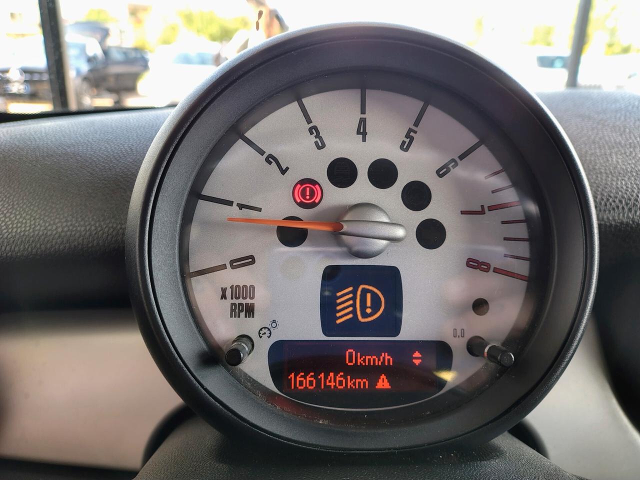 Mini 1.6 Benz. One OK NEOPATENTATI