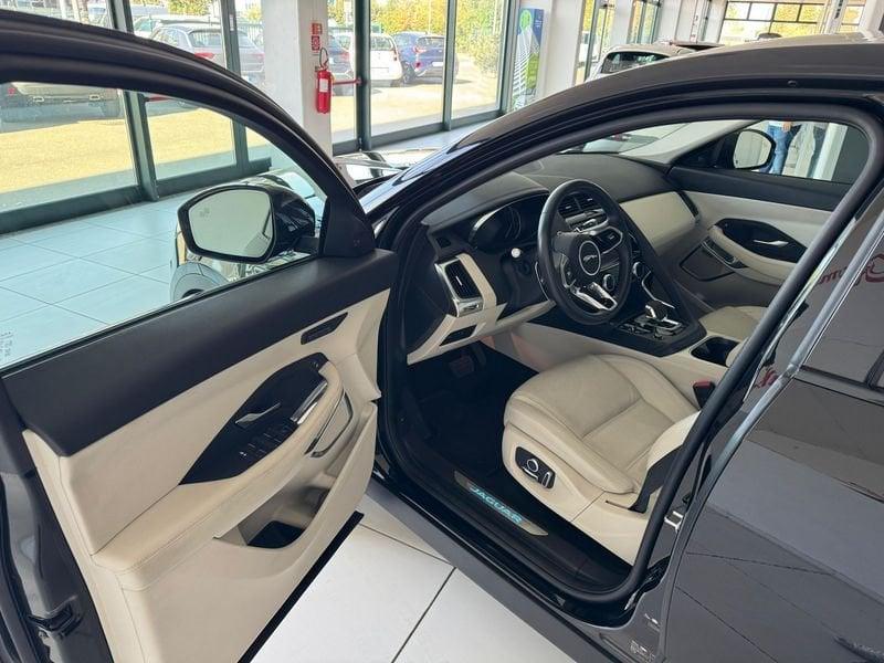 Jaguar E-Pace E-Pace 1.5 I3 160 CV Auto R-Dynamic HSE Black