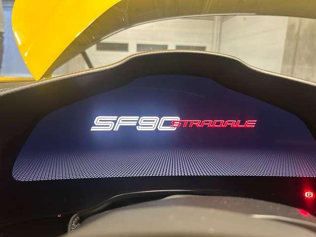 Ferrari SF90 Stradale SF90 XX Stradale 4.0 F1