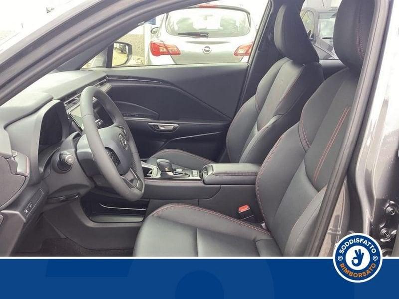 Lexus LBX Hybrid Emotion 2WD