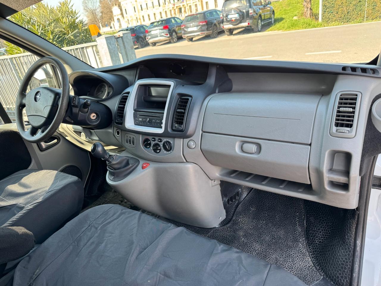 Opel Vivaro 29 2.0 CDTI PC-TN Combi Semivetrato M1