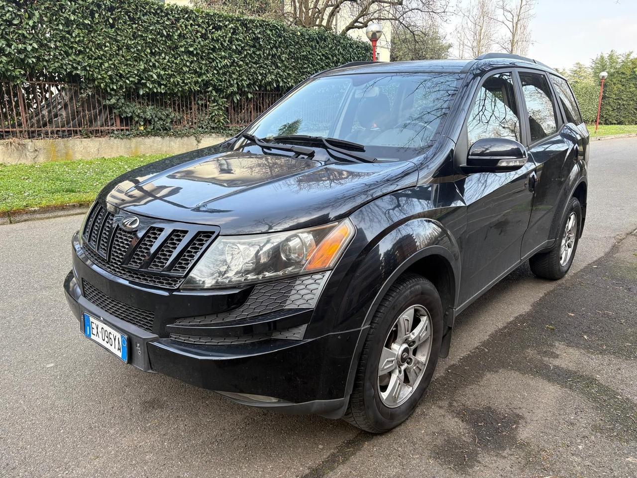 Mahindra XUV500 2.2 16V AWD W6 7 POSTI