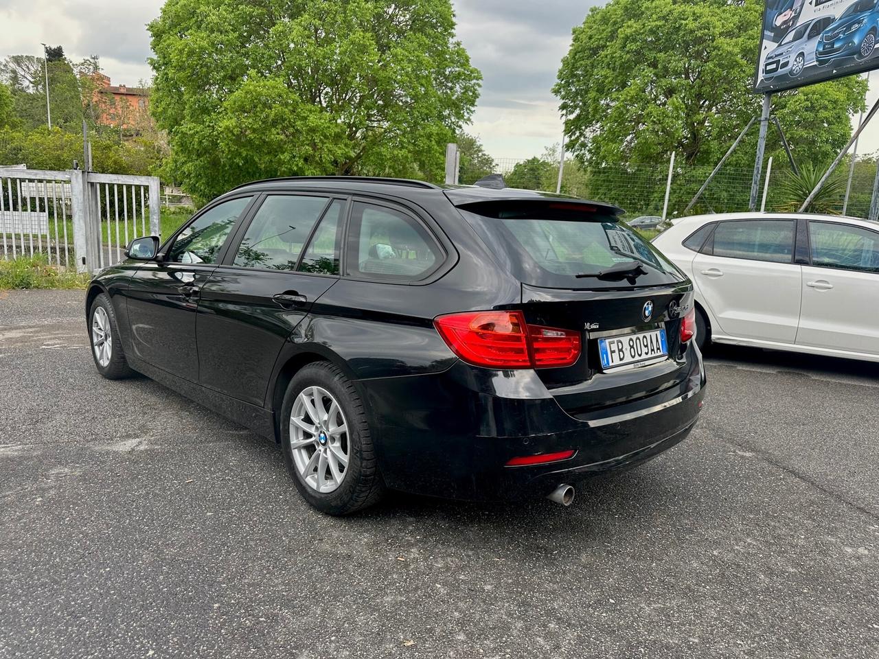 Bmw 320 320d Efficient Dynamics Touring Aut. Unipro Tetto Navi Pelle Garantita Permute e Rate