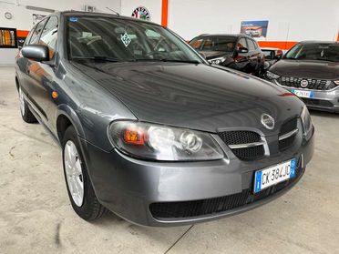 Nissan Almera Almera 5p 1.5 dci Acenta