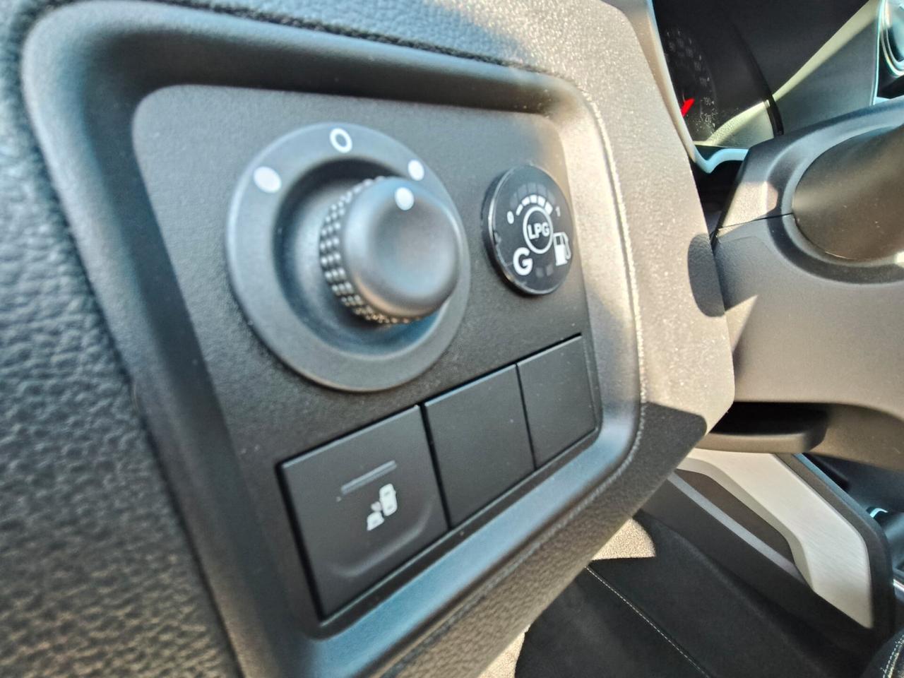 Dacia Duster 1.0 TCe 100 CV ECO-G 4x2 Prestige