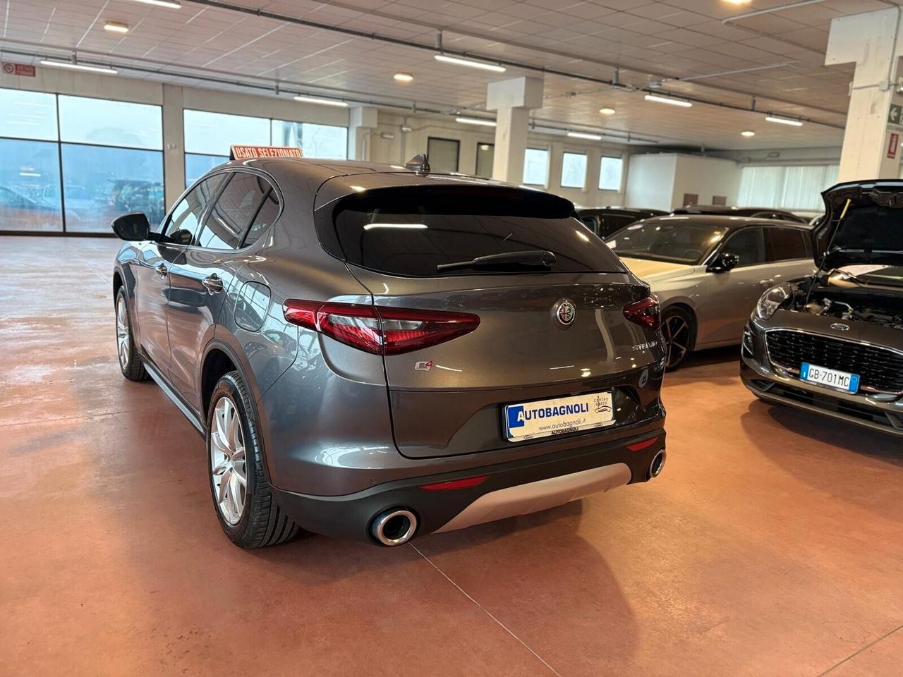 Alfa Romeo Stelvio EXECUTIVE 2.2 Turbodiesel AT8 Q4 70000 KM