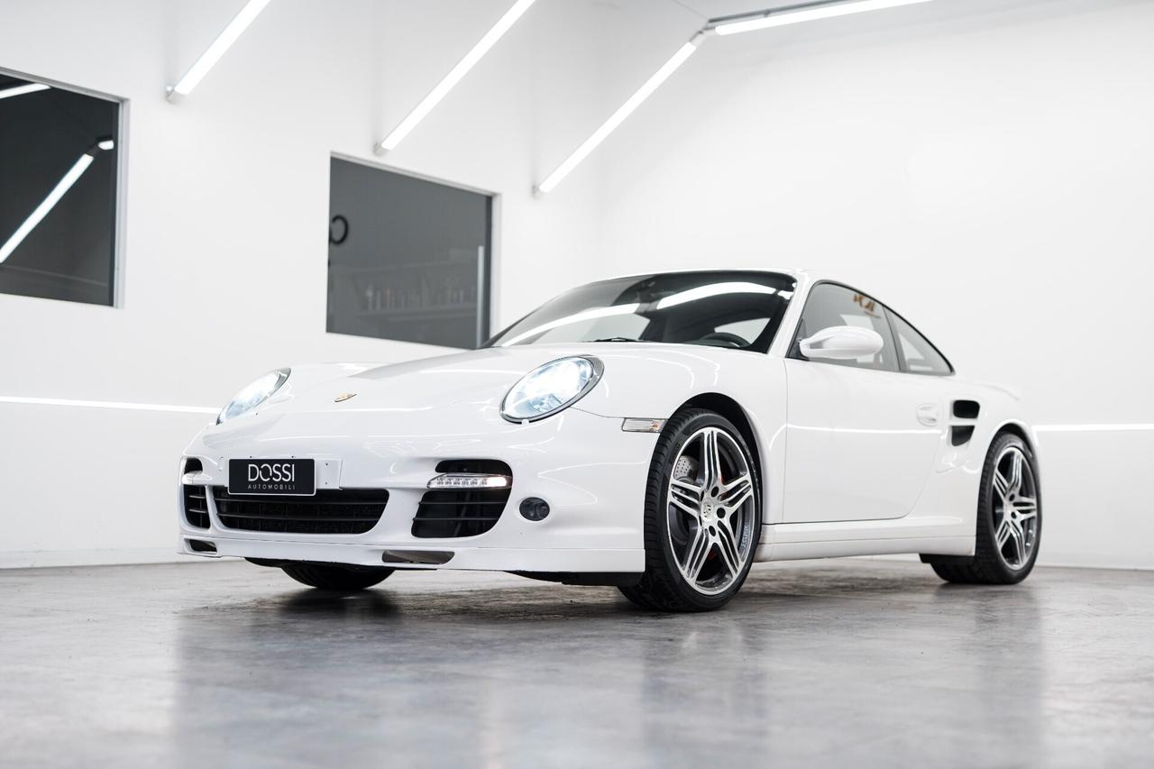 Porsche 911 Turbo Coupé MANUALE