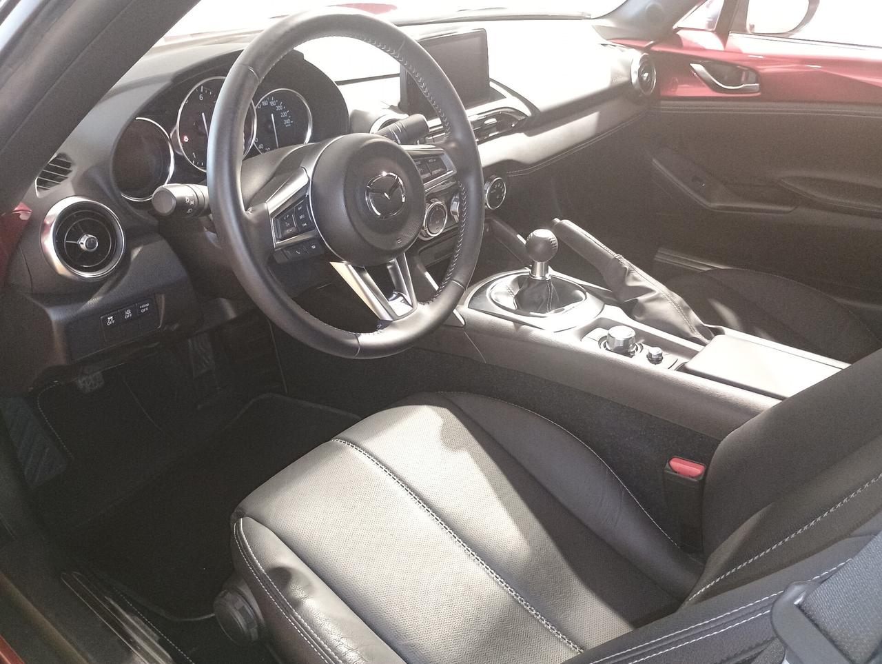 Mazda MX-5 2.0L Skyactiv-G RF Exclusive-Line