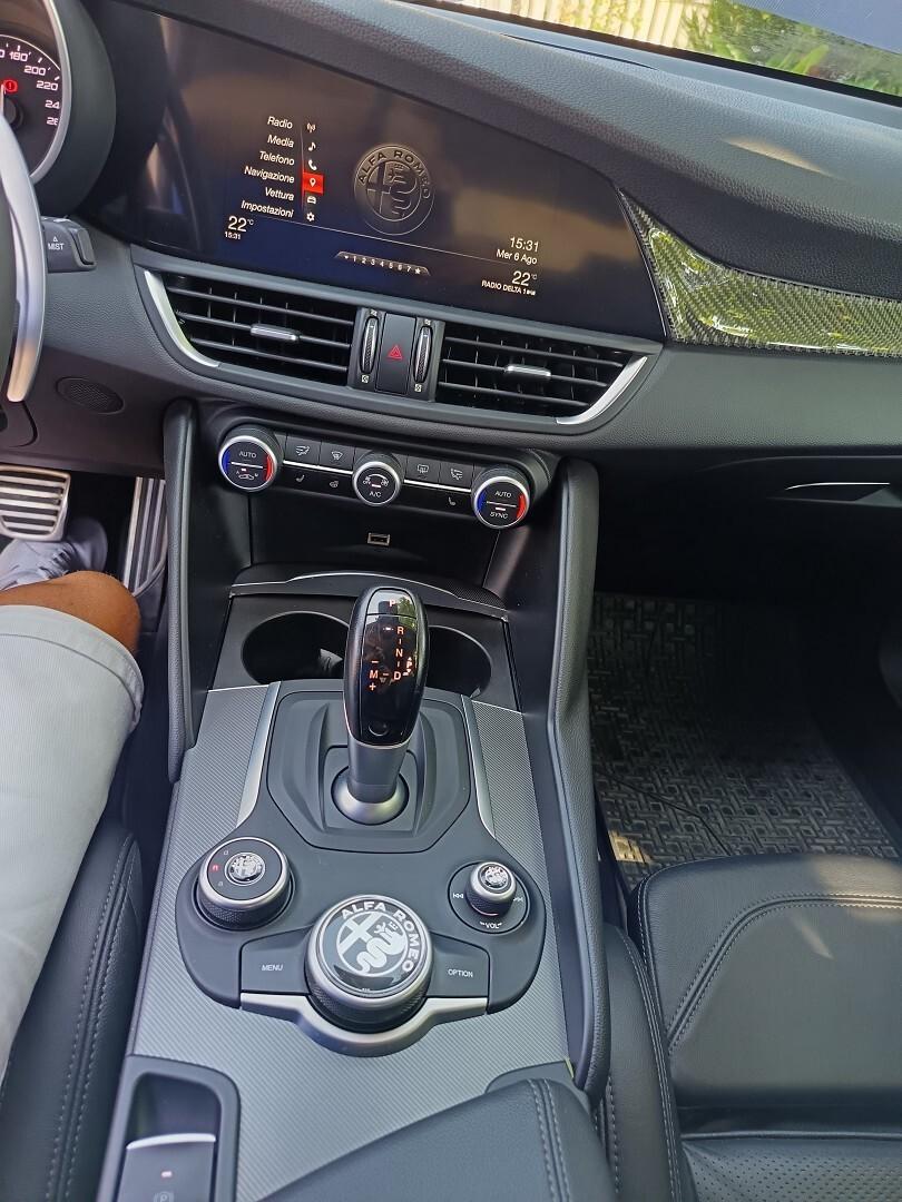 ALFA ROMEO Giulia 2.2 TD 210 CV AT8 Q4 Veloce ProM