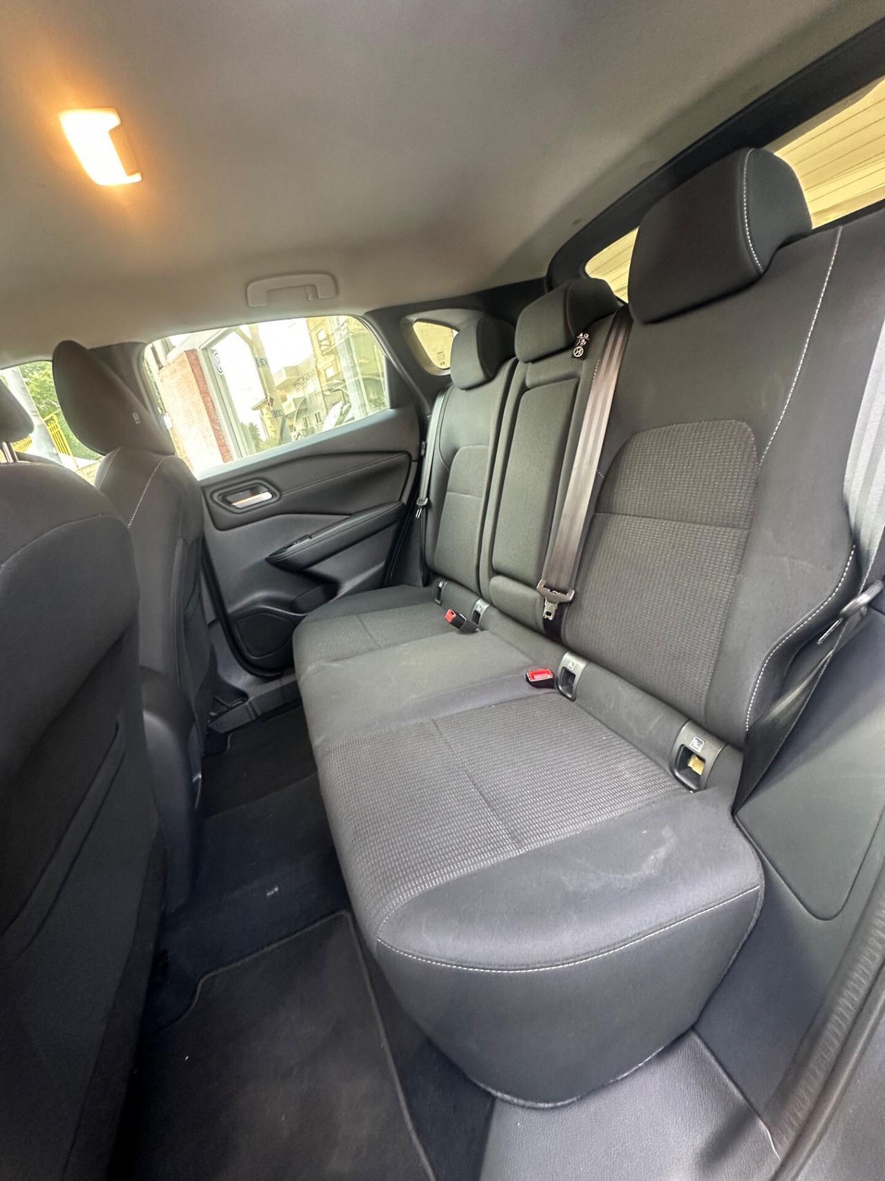 Nissan Qashqai MHEV 140 CV Business
