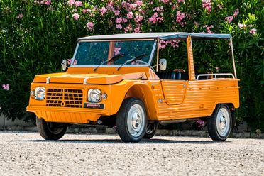 Citroen Mehari Orange Kirghiz