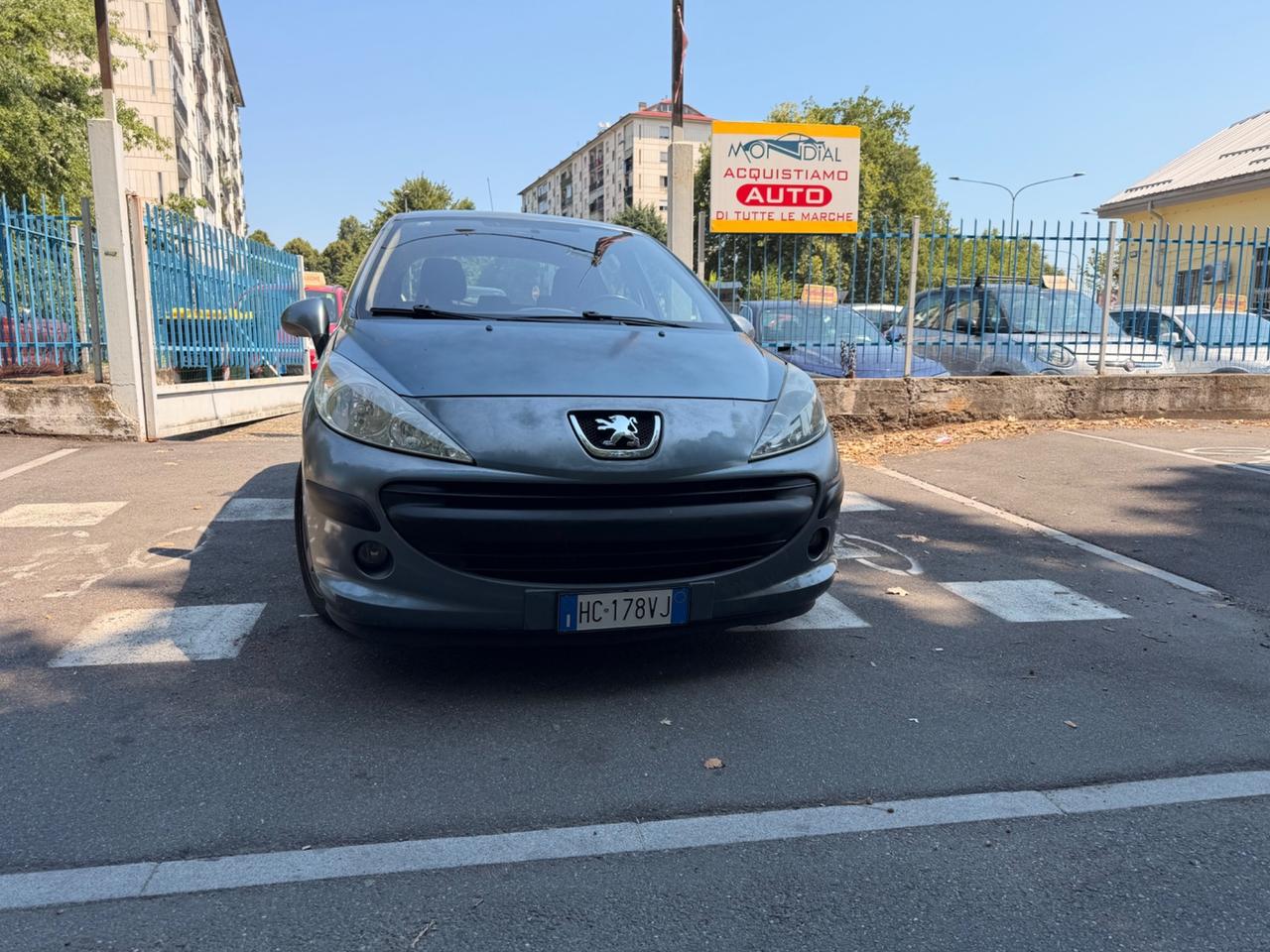 Peugeot 207 1.4 HDi 70CV 5p. X Line