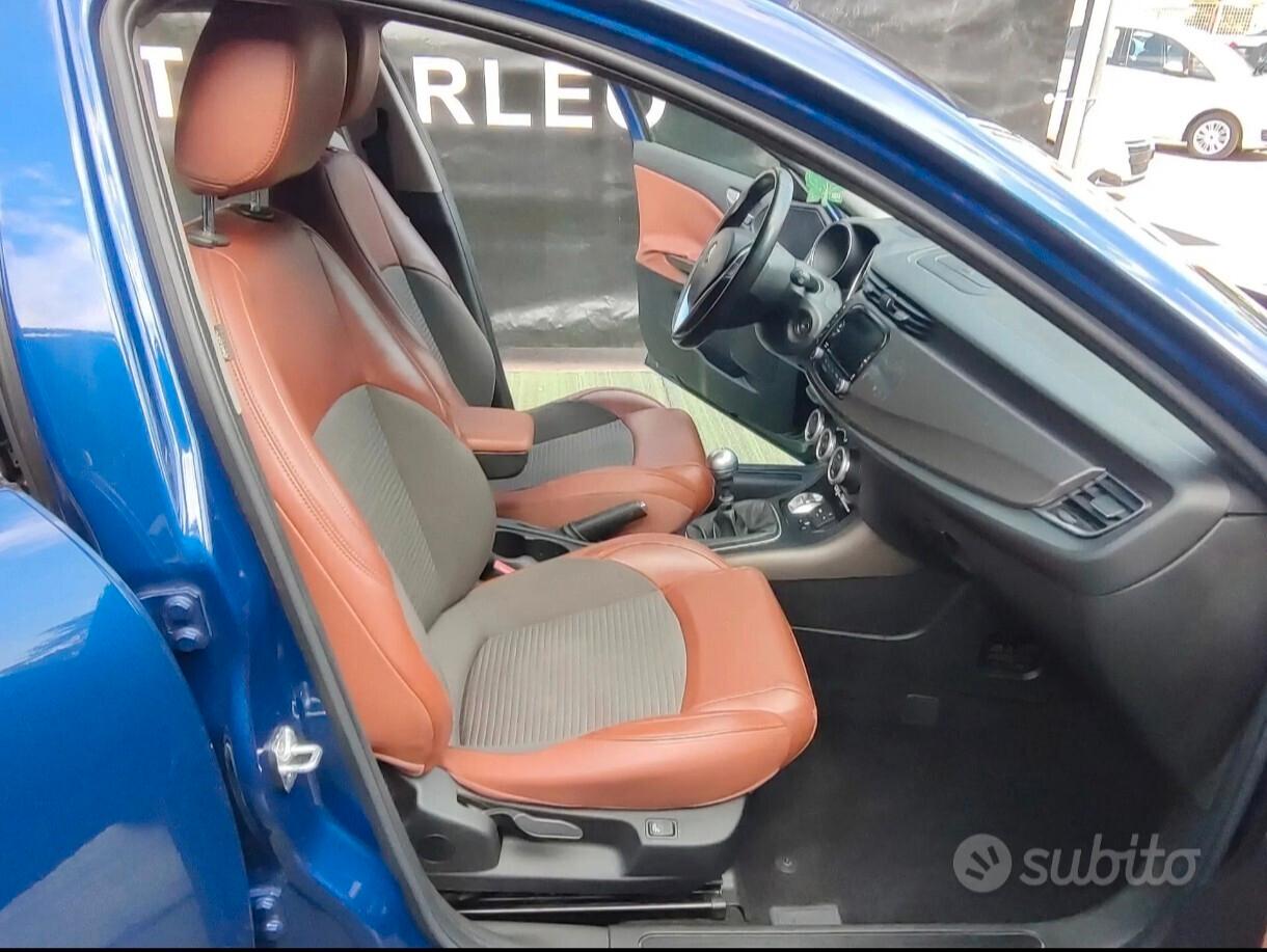 Alfa Romeo Giulietta 1.6 JTDm-2 120 CV Exclusive