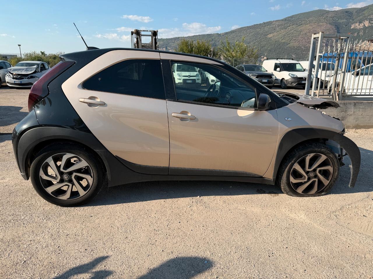 TOYOTA AYGO X 2023 1.0 BENZINA 72 CV *AIRB OK