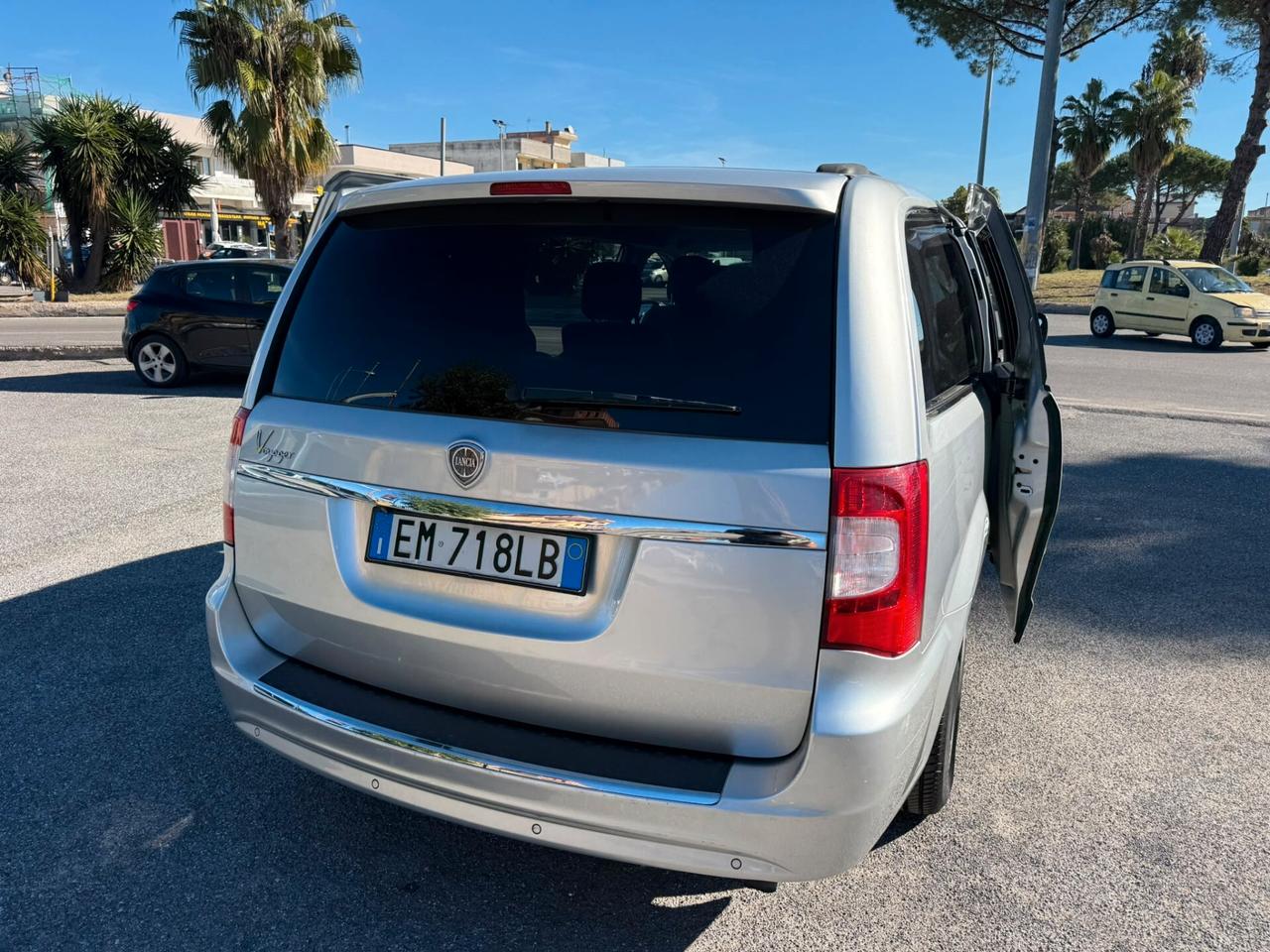 LANCIA VOYAGER 7POSTI 2.8TDI 163CV AUTOMATICA