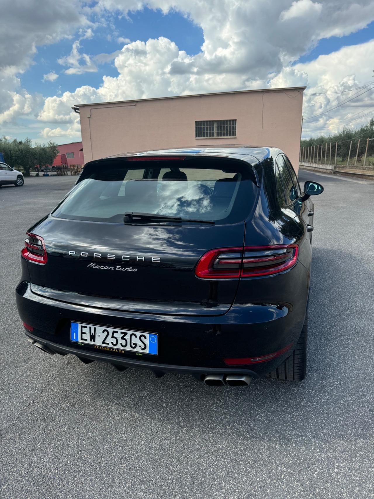 Porsche Macan 3.6 Turbo