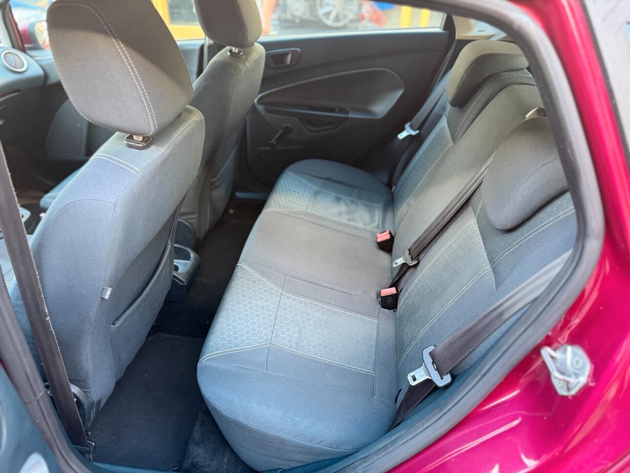 Ford Fiesta 1.4 TDCi 5p. Titanium