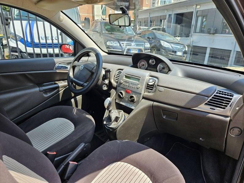 Lancia Ypsilon Ypsilon 1.2 8v