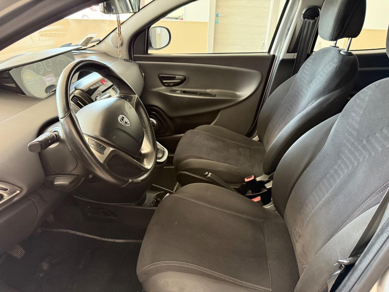 Lancia Ypsilon 1.3 MJT 16V 95 CV 5 porte S&S Platinum