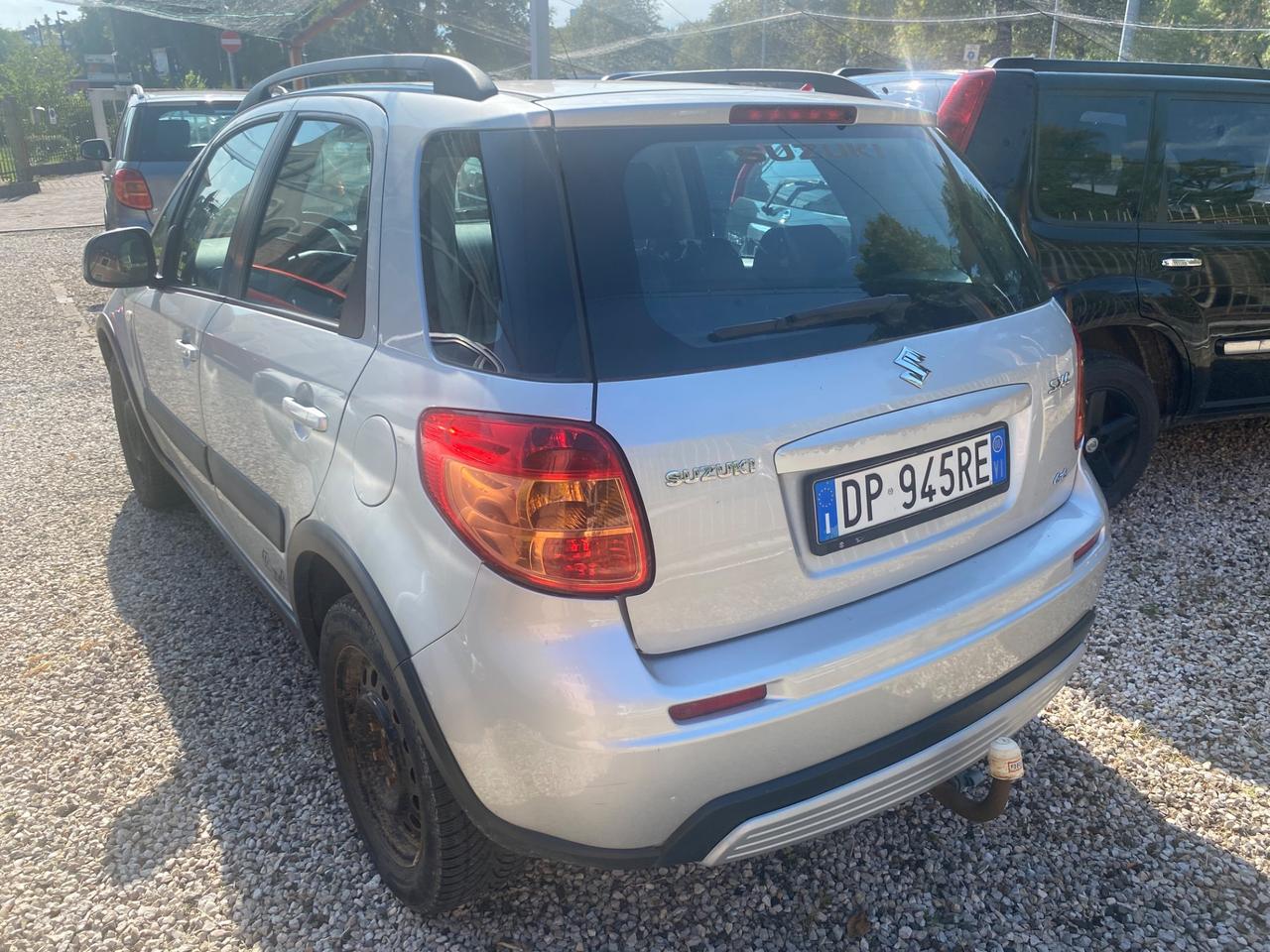 Suzuki SX4 1.6 16V 4WD GANCIO TRAINO