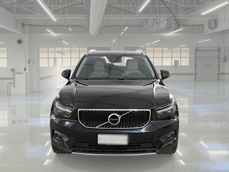 VOLVO XC40 D3 AWD Geartronic Momentum Pro MY21